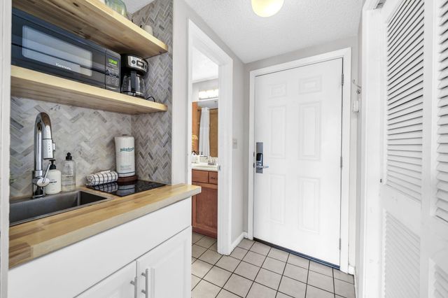 214 SW Miracle Strip Parkway, UNIT A206, Fort Walton Beach, FL 32548