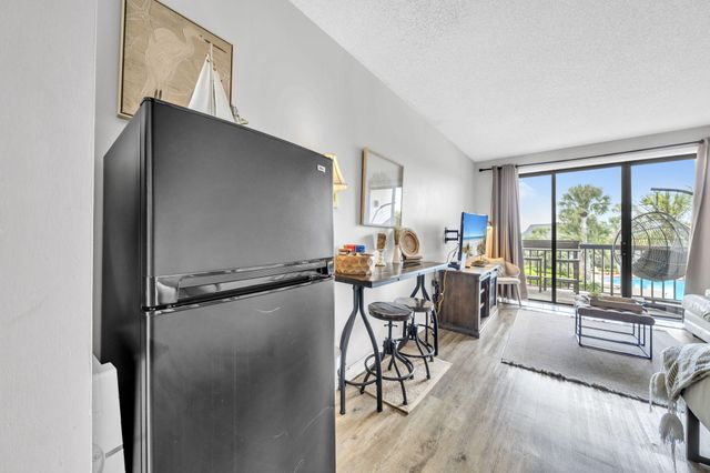 214 SW Miracle Strip Parkway, UNIT A206, Fort Walton Beach, FL 32548