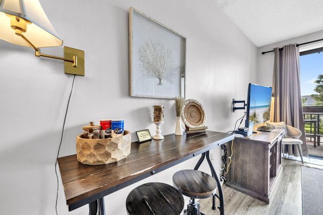 214 SW Miracle Strip Parkway, UNIT A206, Fort Walton Beach, FL 32548