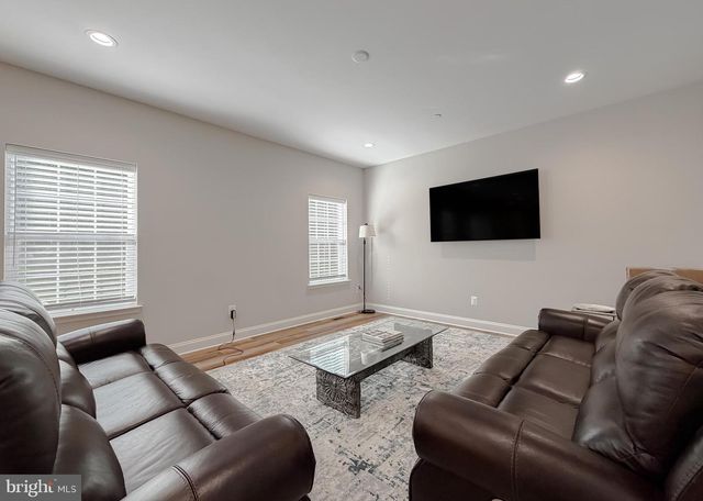 22030 VICTORIAN DR, California, MD 20619