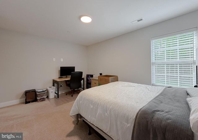 22030 VICTORIAN DR, California, MD 20619