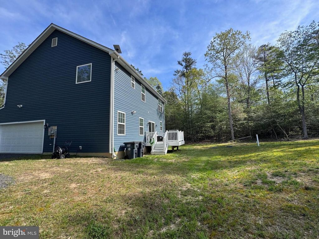 Image 4 of property listing at 22030 VICTORIAN DR, California, MD 20619