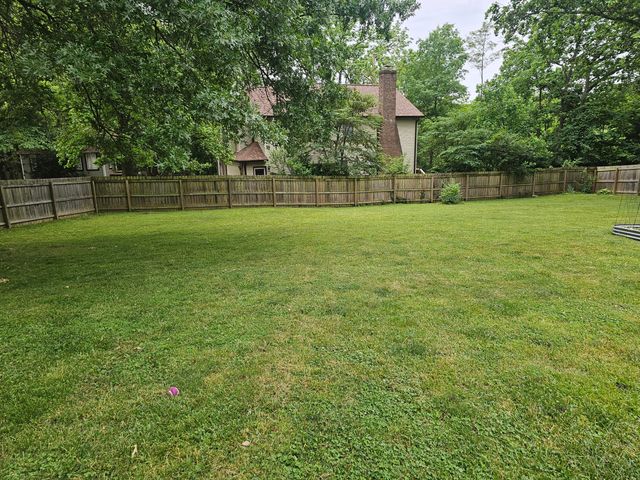 913 Stoney Creek Drive, Frankfort, KY 40601