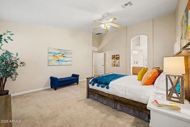 3903 W GRANDVIEW Road, Phoenix, AZ 85053