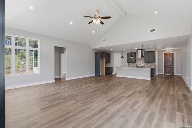 750 LA PALOMA DR, Canyon Lake, TX 78133