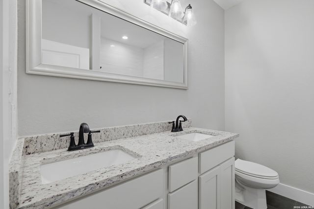 750 LA PALOMA DR, Canyon Lake, TX 78133
