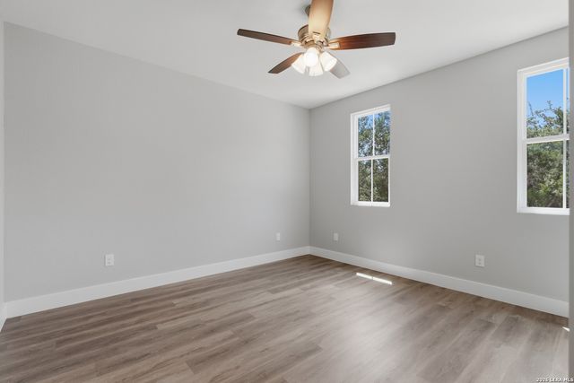 750 LA PALOMA DR, Canyon Lake, TX 78133