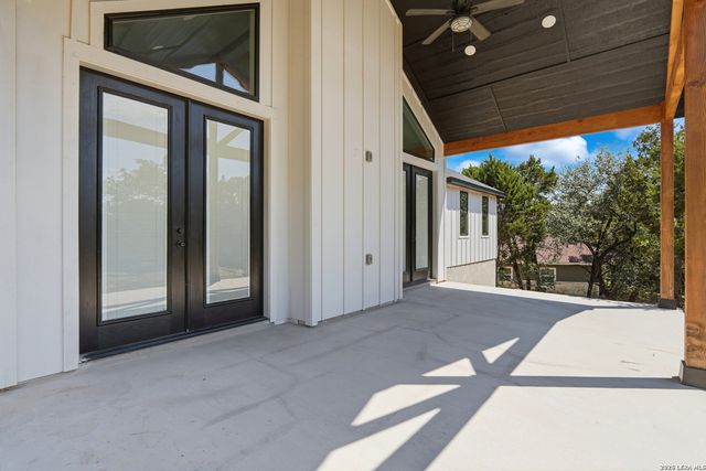 750 LA PALOMA DR, Canyon Lake, TX 78133