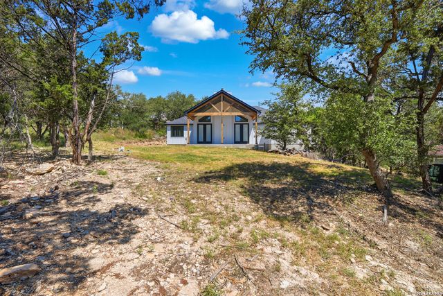 750 LA PALOMA DR, Canyon Lake, TX 78133