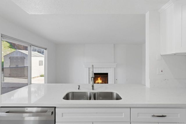 14493 Corte Lampara, San Diego, CA 92129