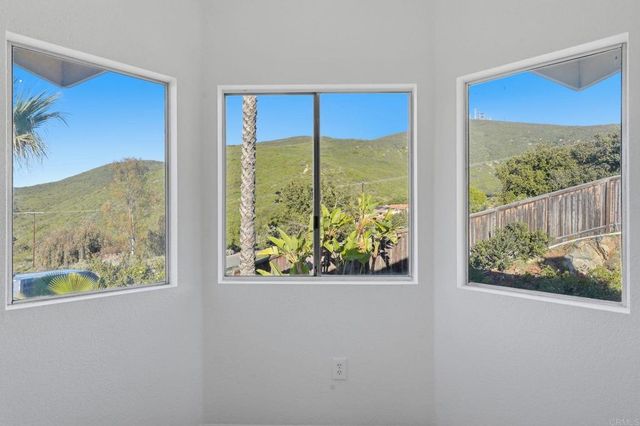 14493 Corte Lampara, San Diego, CA 92129