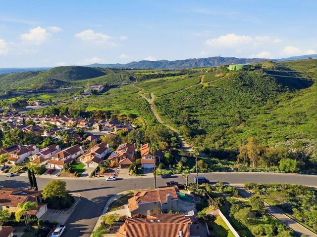 14493 Corte Lampara, San Diego, CA 92129