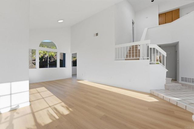 14493 Corte Lampara, San Diego, CA 92129