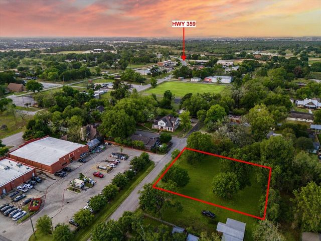 30315 Second Street, Fulshear, TX 77441