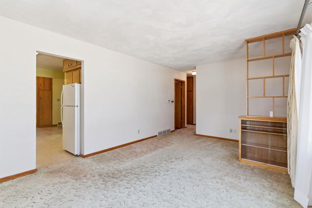 1421 Madison Street, Cedar Falls, IA 50613