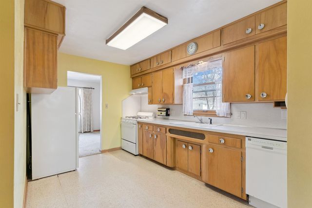 1421 Madison Street, Cedar Falls, IA 50613