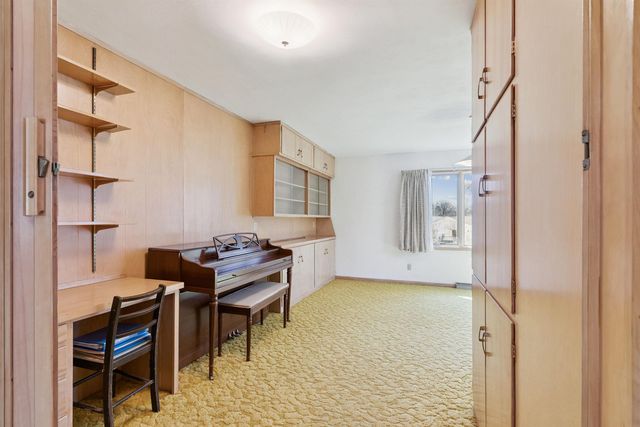 1421 Madison Street, Cedar Falls, IA 50613