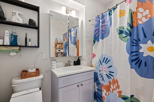32 Gilson Rd 16, Quincy, MA 02169