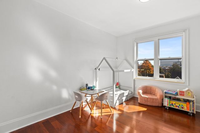 32 Gilson Rd 16, Quincy, MA 02169