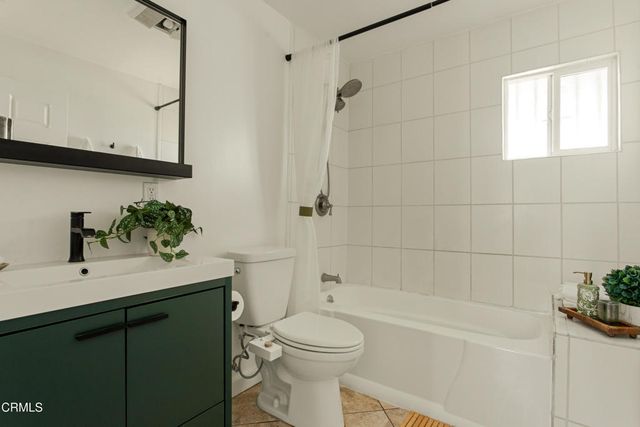 2736 N Eastern Avenue, Los Angeles, CA 90032