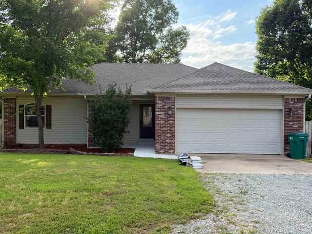 11021 Thompson Dairy Rd, Benton, AR 72019