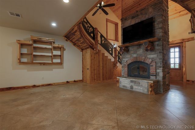 1488 N 429 Road, Pryor, OK 74361