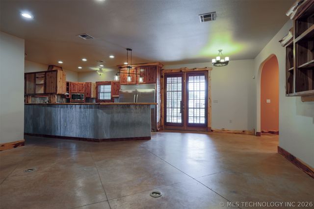 1488 N 429 Road, Pryor, OK 74361