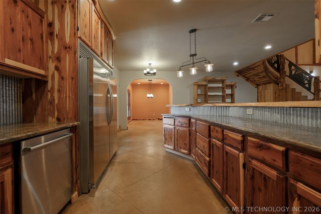 1488 N 429 Road, Pryor, OK 74361