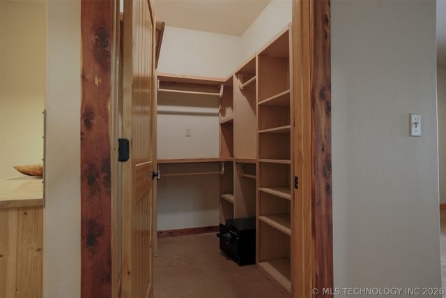 1488 N 429 Road, Pryor, OK 74361