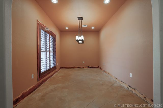 1488 N 429 Road, Pryor, OK 74361