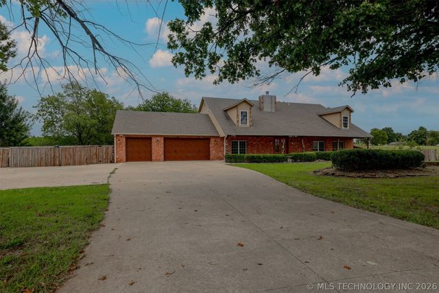 1488 N 429 Road, Pryor, OK 74361