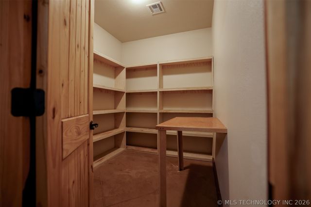 1488 N 429 Road, Pryor, OK 74361