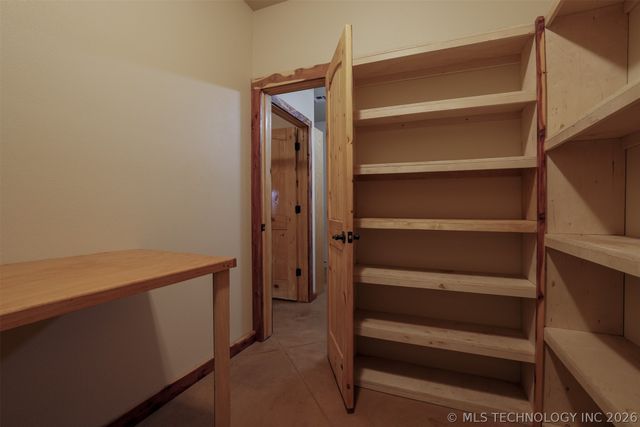 1488 N 429 Road, Pryor, OK 74361