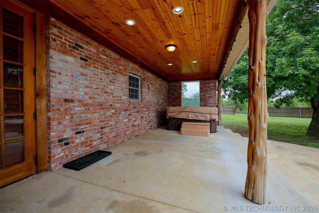 1488 N 429 Road, Pryor, OK 74361