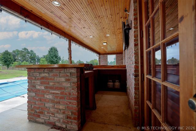 1488 N 429 Road, Pryor, OK 74361