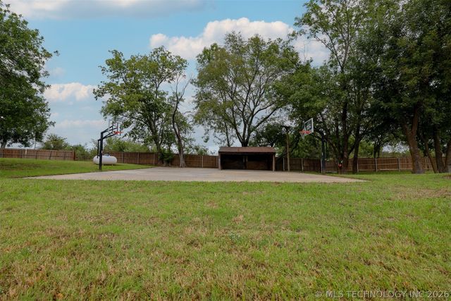 1488 N 429 Road, Pryor, OK 74361