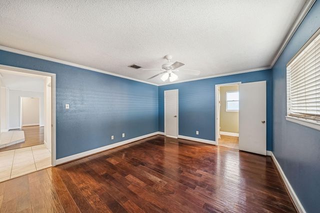 1918 Atlanta Street, Deer Park, TX 77536