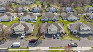 15 LADY SLIPPER LN, Langhorne, PA 19047