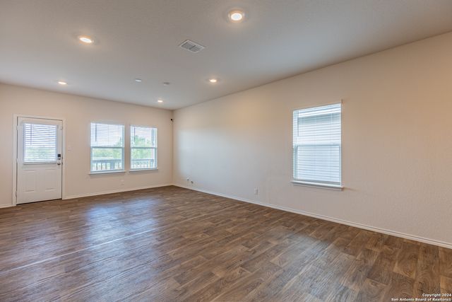 13021 kalinoski, St Hedwig, TX 78152