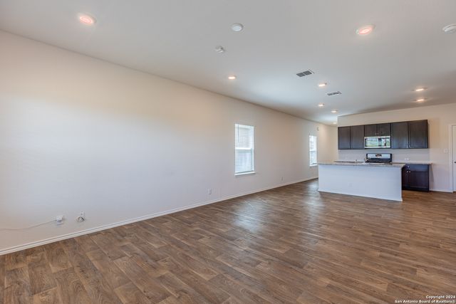 13021 kalinoski, St Hedwig, TX 78152