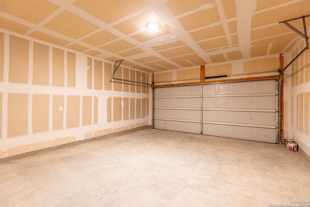 13021 kalinoski, St Hedwig, TX 78152