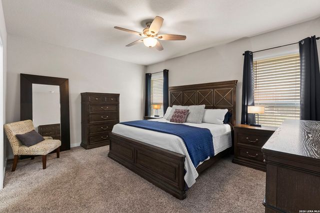 6211 Fox Peak Dr, San Antonio, TX 78247