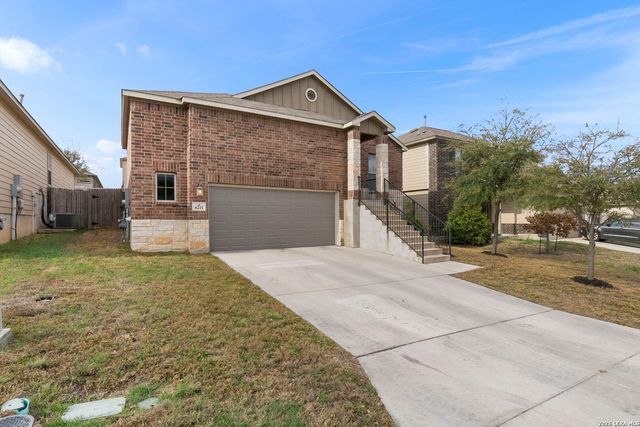 6211 Fox Peak Dr, San Antonio, TX 78247