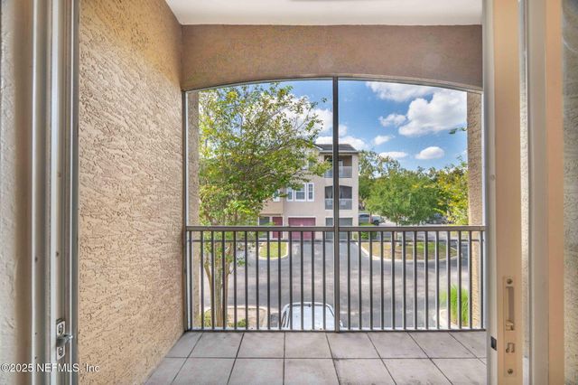 10075 GATE Parkway N, 1304, Jacksonville, FL 32246