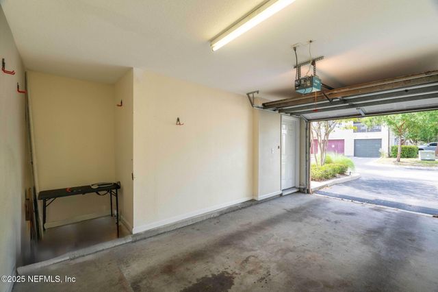 10075 GATE Parkway N, 1304, Jacksonville, FL 32246
