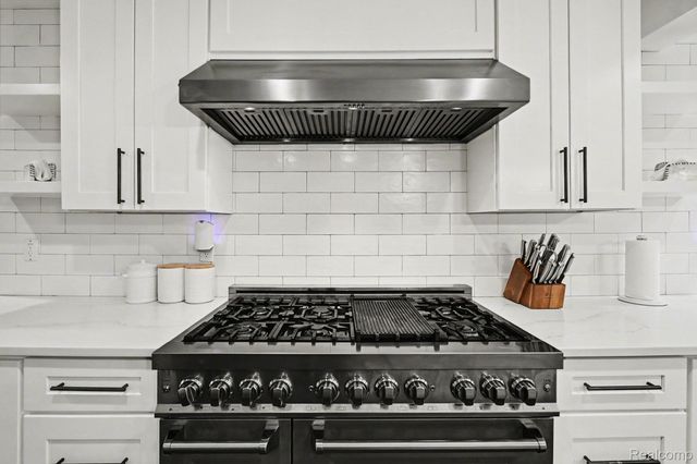 100 N Latson Road, Oceola Township, MI 48843