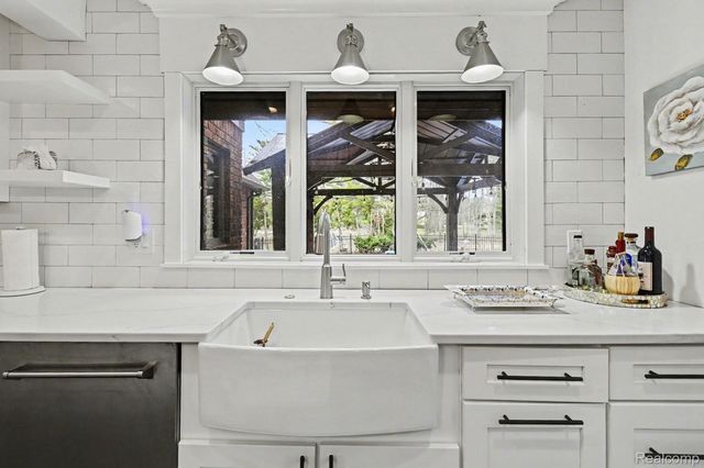 100 N Latson Road, Oceola Township, MI 48843