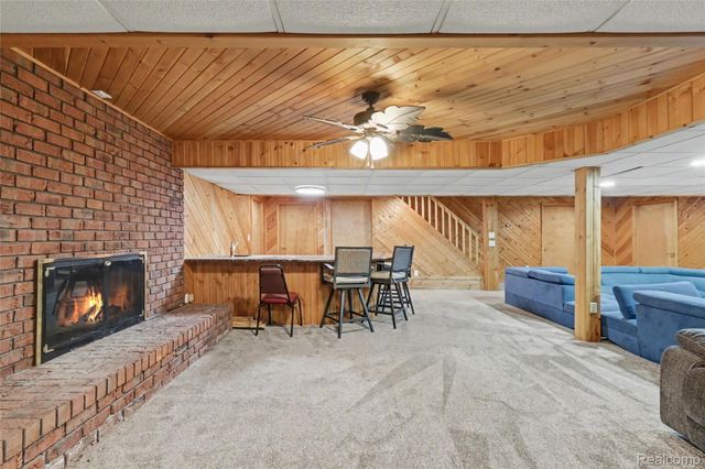 100 N Latson Road, Oceola Township, MI 48843