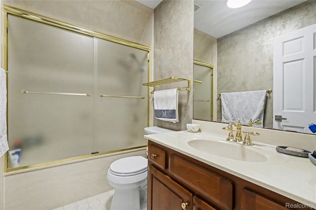 100 N Latson Road, Oceola Township, MI 48843