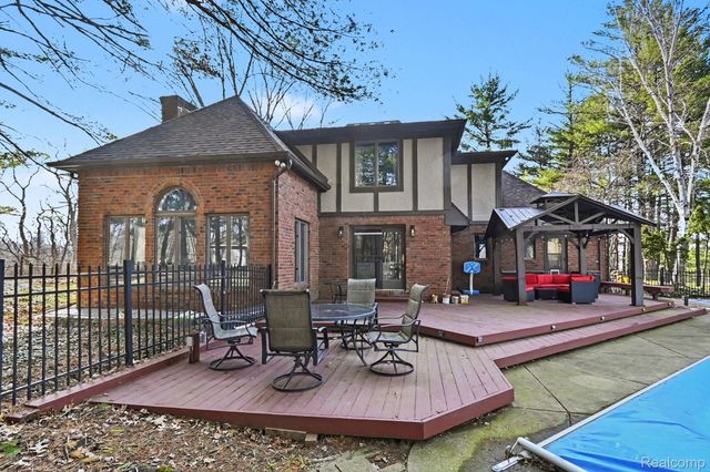 100 N Latson Road, Oceola Township, MI 48843